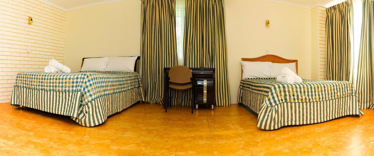 Queenslander Motel 黄金海岸 外观 照片