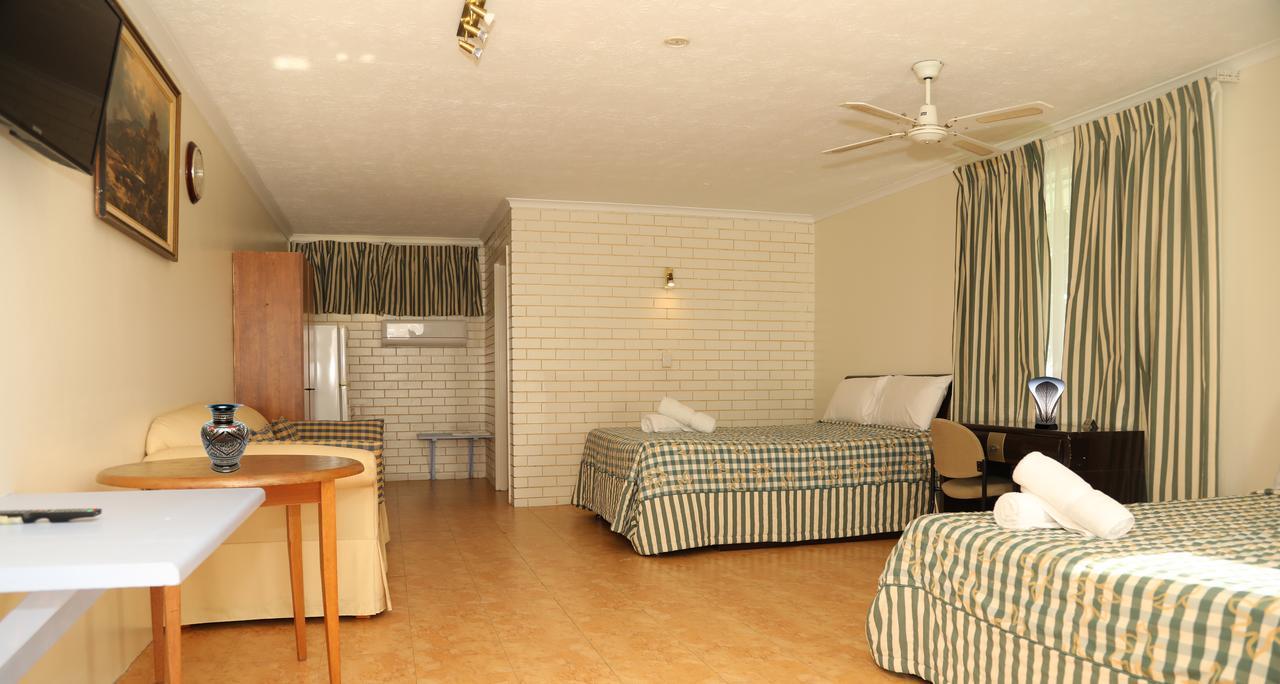 Queenslander Motel 黄金海岸 外观 照片